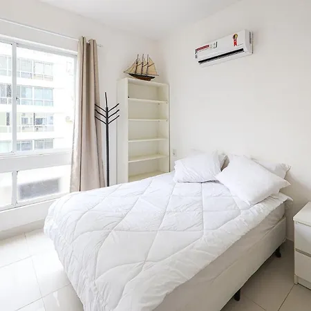 Apto A 2 Min A Pe Da Praia Copacabana Novo Apartment